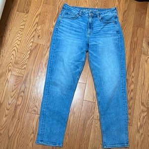 American Eagle Mom Jeans, stretch 6 regular